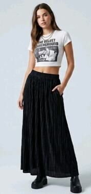 NWT Working Overtime Black Broom Skirt Size Small